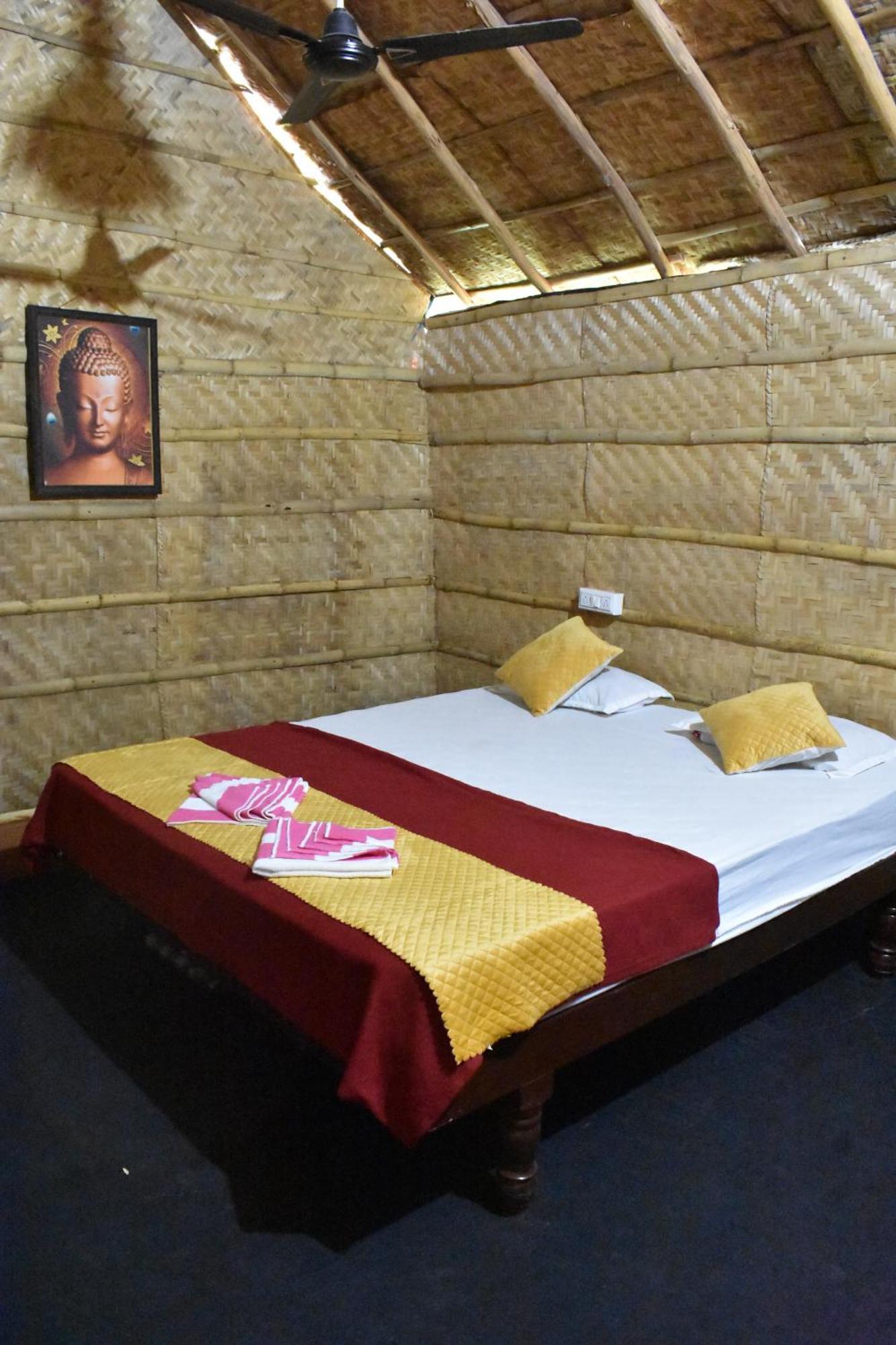 Hampi Wildstone Hotel Luaran gambar